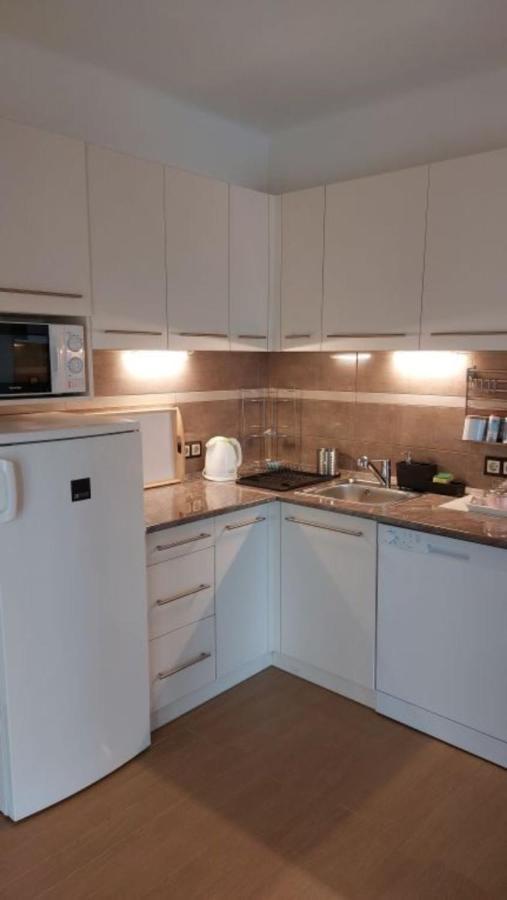 Anno Apartman Балатонфёльдвар Экстерьер фото