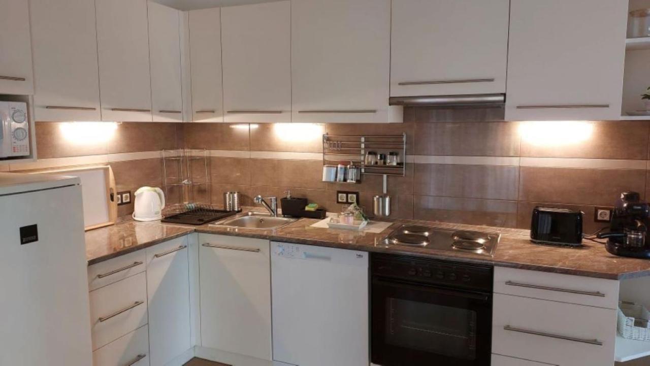 Anno Apartman Балатонфёльдвар Экстерьер фото